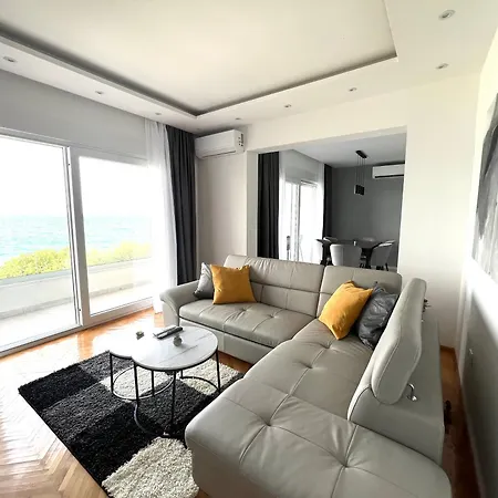 Apartment Romanca 1 - Diklo