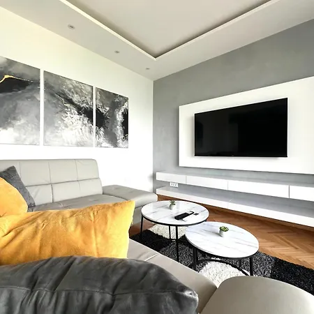 Romanca 1 - Diklo Apartment *