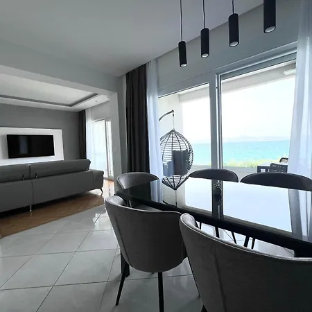 Romanca 1 - Diklo Apartment *